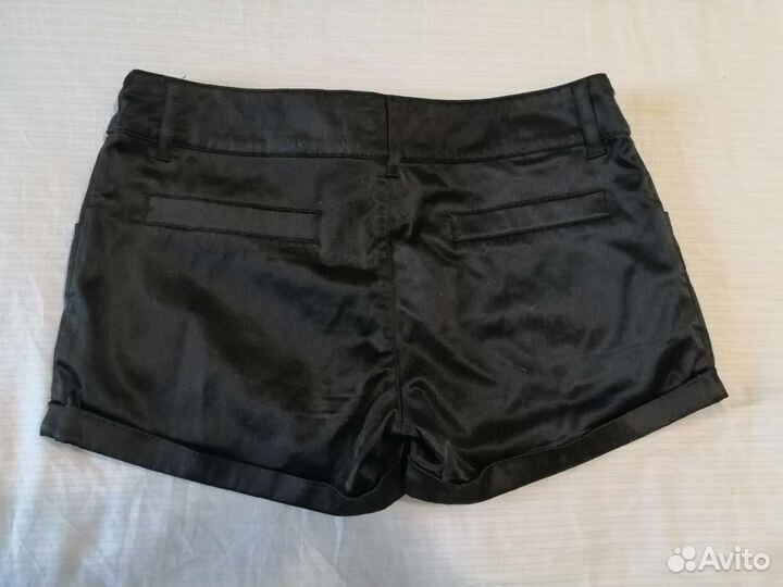 Шорты атласные