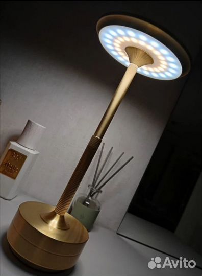 Лампа настольная декоративная беспроводная