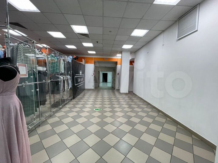 Торговая площадь в ТЦ Гостинный двор, 17 м²