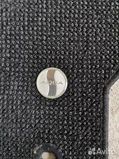 Коврики на toyota аква