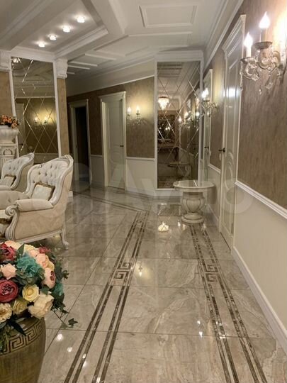 3-к. квартира, 127 м², 21/24 эт.