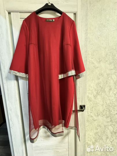 Вечернее красное платье