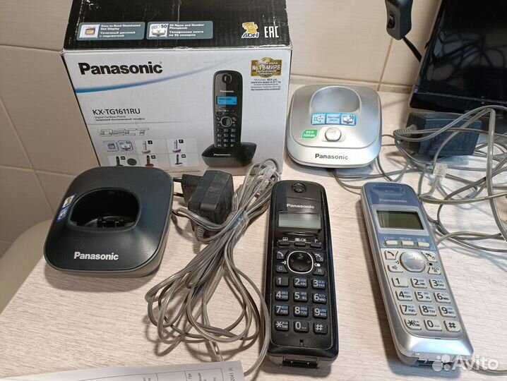 Радиотелефоны Panasonic KX-TG1611RU и KX-TGA250RU