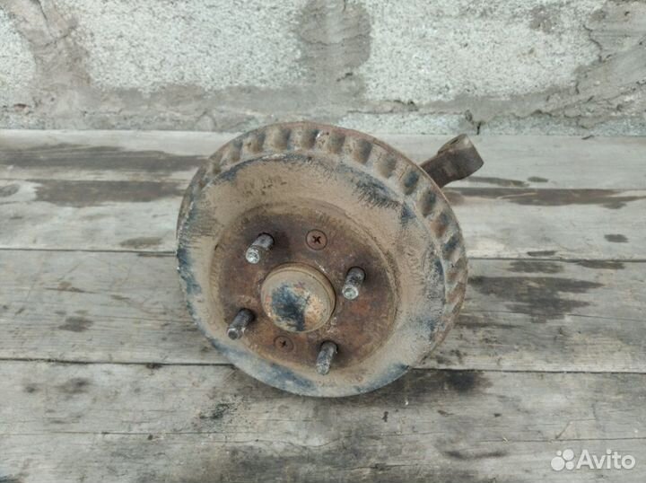 Кулак поворотный задний правый Kia Spectra S6D