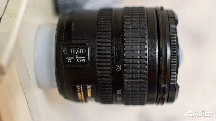 Объектив nikon 18-70