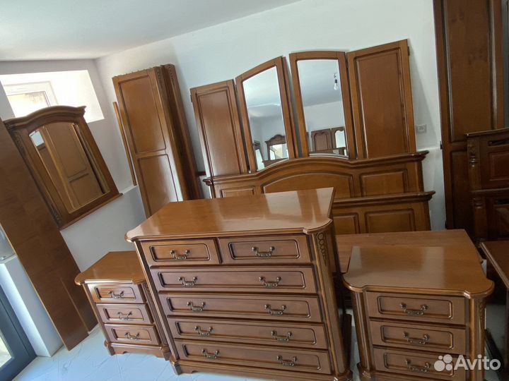 Спальный гарнитур румыния