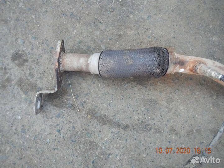 Приемная труба глушителя Hyundai Accent II (+тага