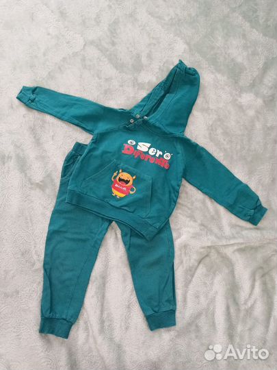 Спортивный костюм