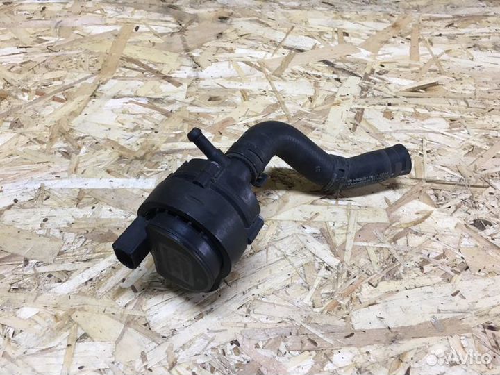 Дополнительная водяная помпа Mercedes-Benz E350