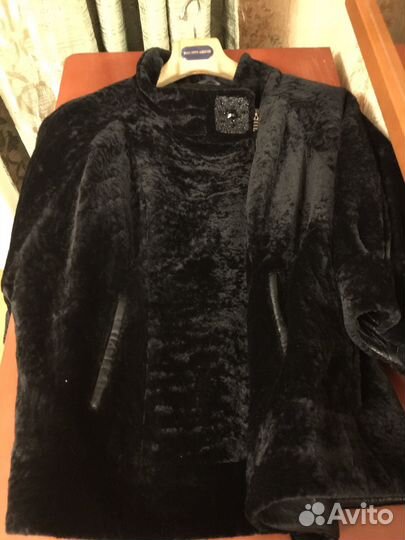 Короткая шубка, мягкий астраган