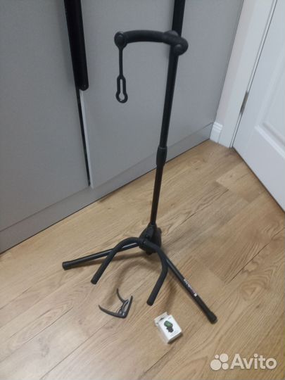 Держатель для гитары