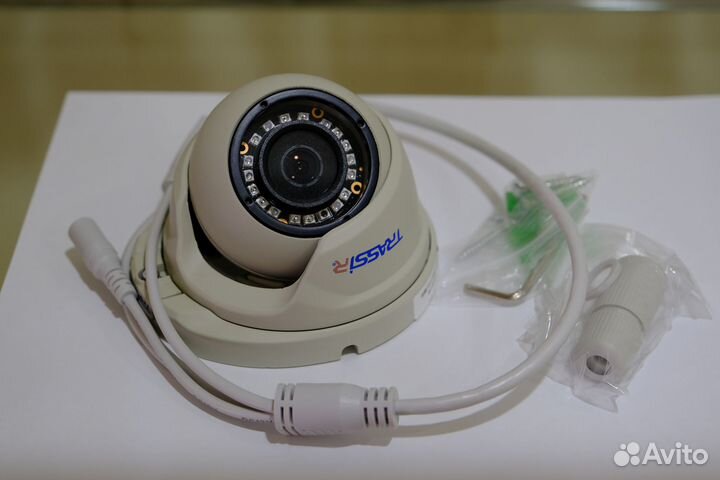 IP-камера trassir TR-D8121IR2 v4