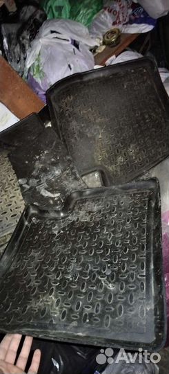 Полики автомобильные