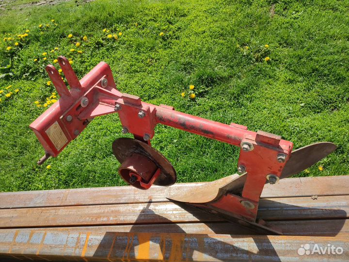 Плуг минитрактора кмз-012