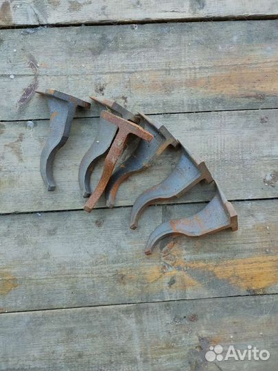 Продам чугунные батареи