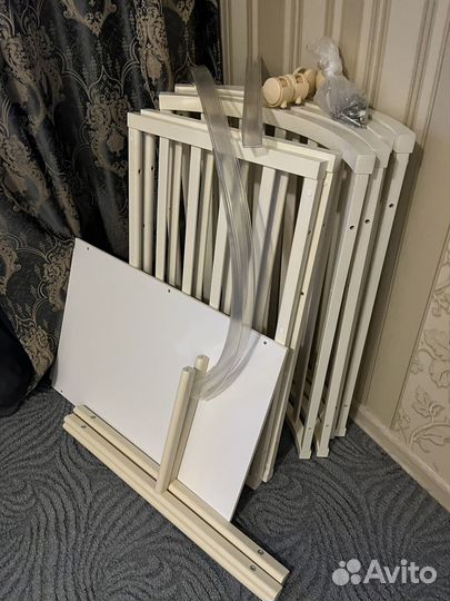 Детская кровать овальная с маятником