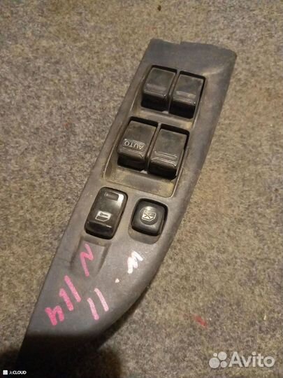 Блок упр. стеклоподьемниками на nissan wingroad W1
