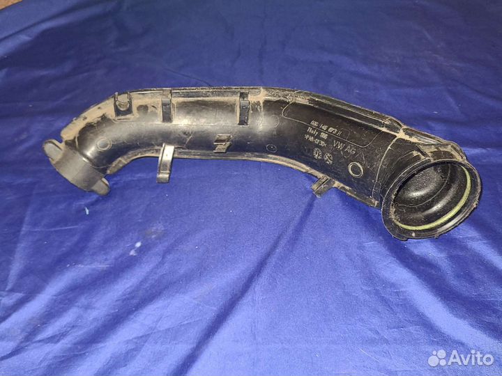 Патрубок воздушного фильтра Audi Volkswagen Skoda