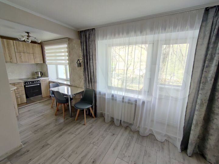 2-к. квартира, 42 м², 3/5 эт.