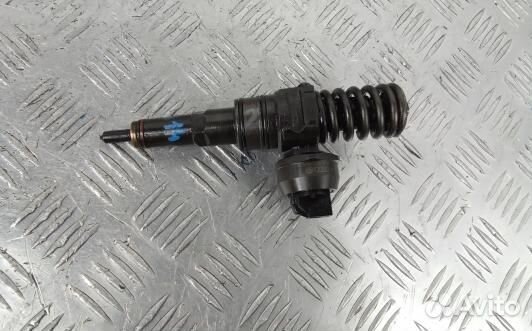 Форсунка дизельная volkswagen passat B6 (GDN14AL02