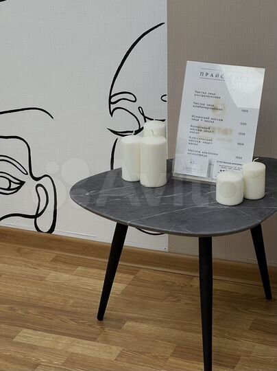 Сдам рабочее место мастеру по маникюру