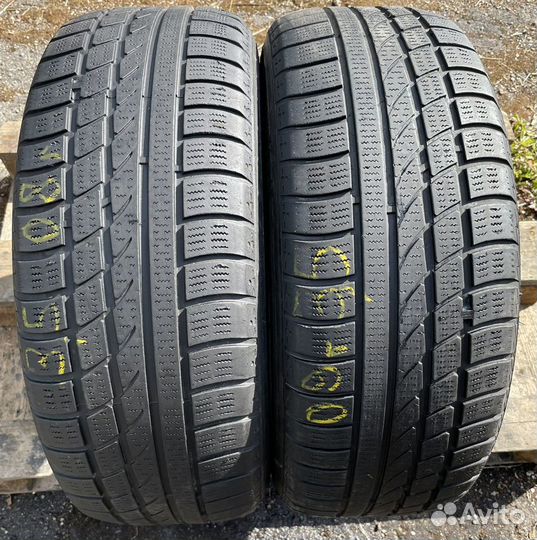 Hankook Icebear W300 215/60 R16
