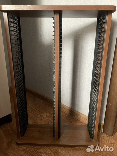 Подставка для дисков