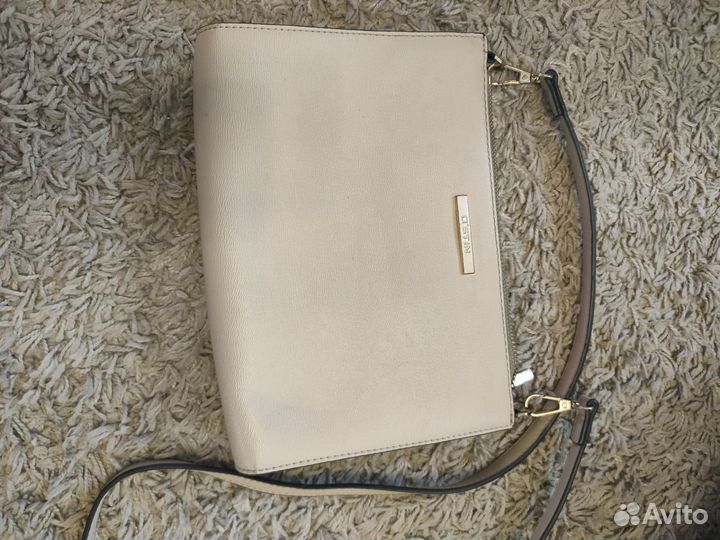 Сумочки, клатчи