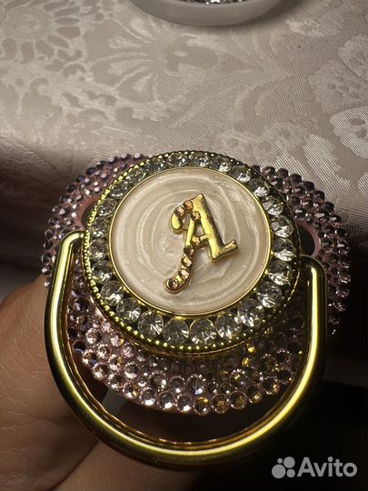 Пустышка ручная работа