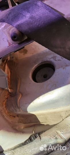 Задний правое крыло