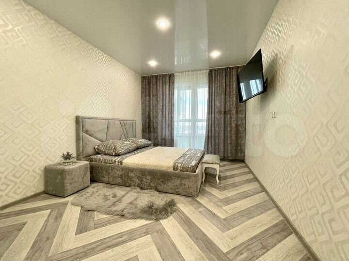 1-к. квартира, 32 м², 14/17 эт.