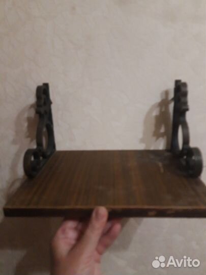 Полка настенная навесная бу