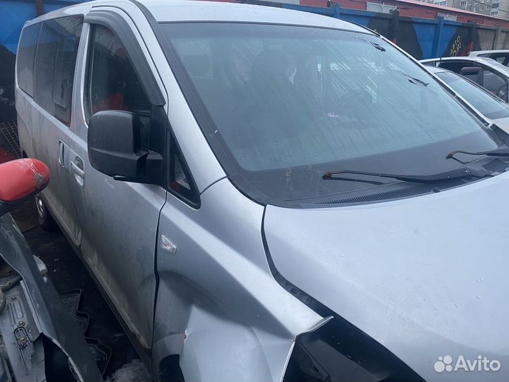 1 в наличии запчасти hyundai Grand Starex