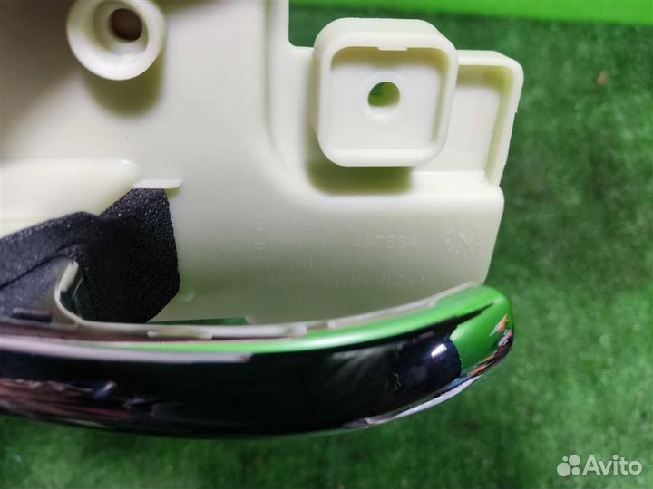 Ручка двери внутренняя правая Dodge Caliber PM 20