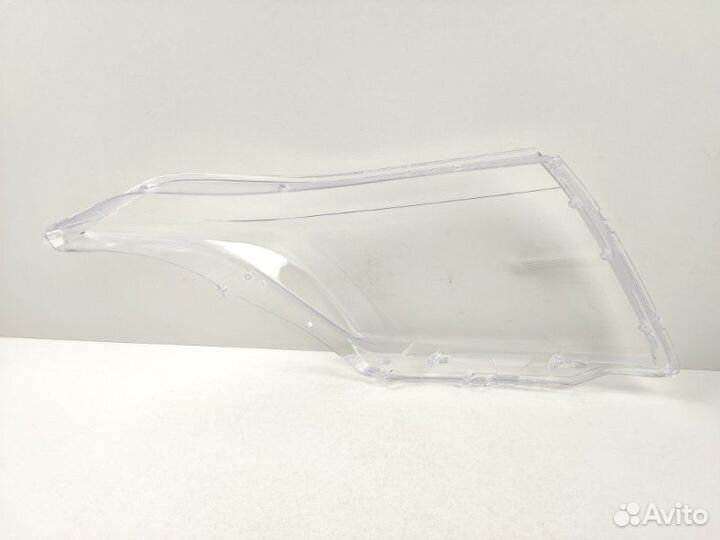 Стекло фары правое Cadillac Srx 2 2009-2016