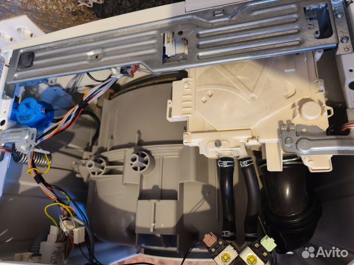 Узкая стиральная машина AEG LS72840