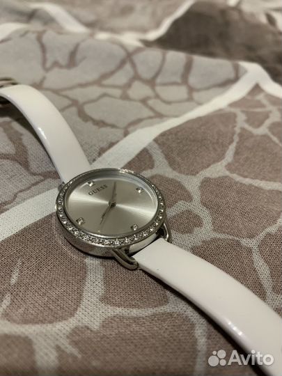 Часы guess женские