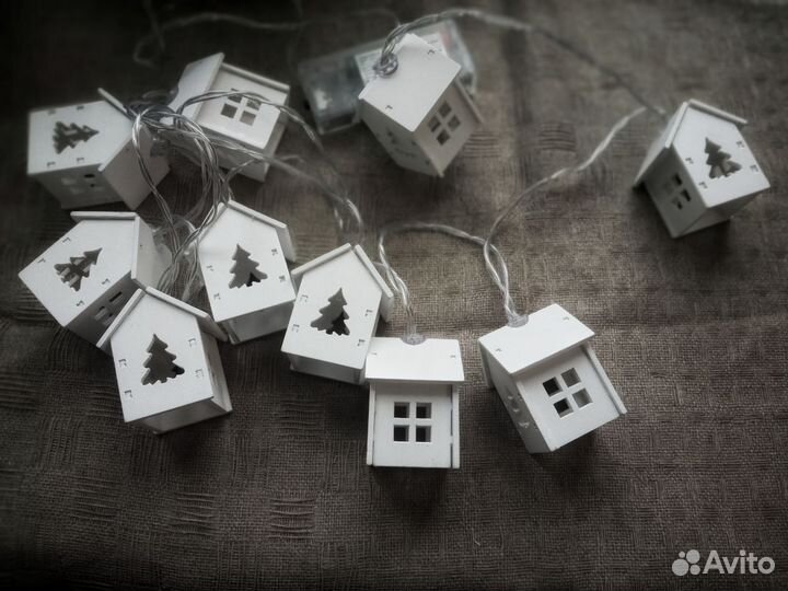 Новая гирлянда домики белые дерево 1.8 м