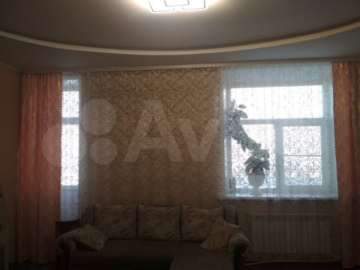 3-к. квартира, 82,8 м², 2/4 эт.