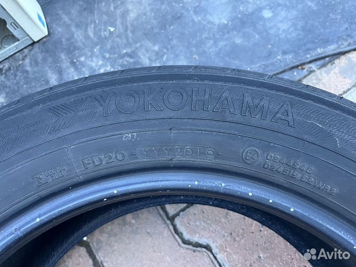 Yokohama Advan dB V551V 205/55 R16 92V