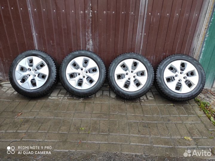 Колеса в сборе r15 на Хёндай Солярис