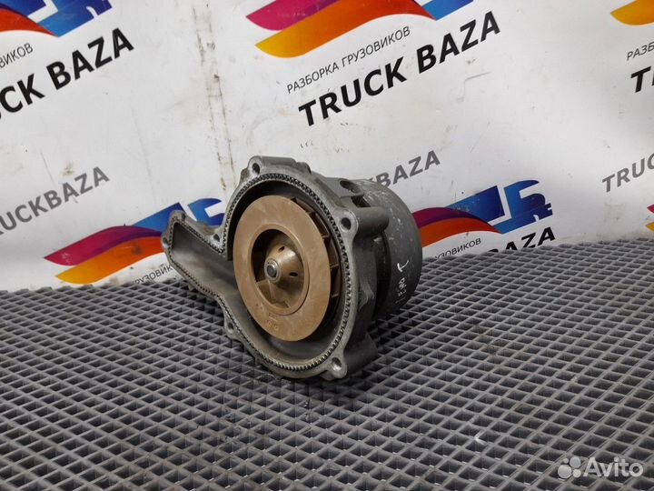 Насос водяной (помпа) Renault T, Volvo FH