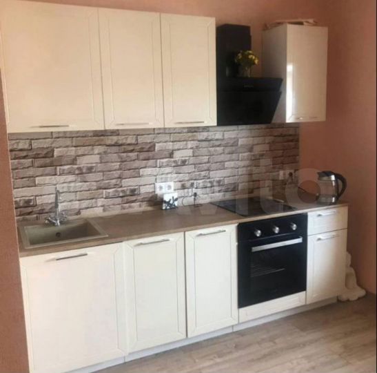 1-к. квартира, 38 м², 9/17 эт.