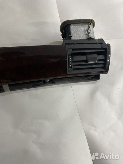 Консоль обдува пассажира audi a8 d3 4E1857186