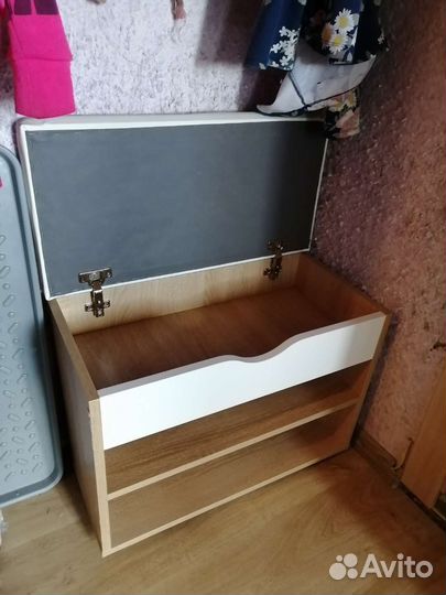 Тумбочка в прихожую