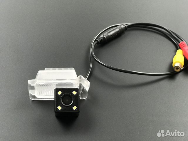 Камера заднего вида для Ford Focus 2 хэтчбек
