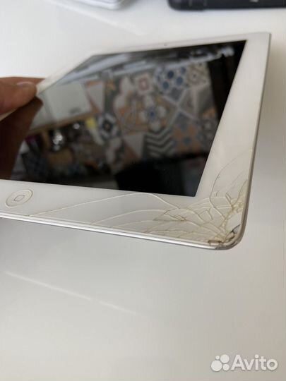 iPad 4 64gb cellular (sim/wifi)