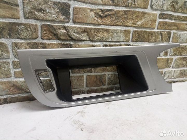 Накладка в салоне Audi A4 8K 2008