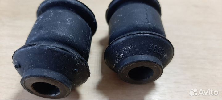 Сайлентблок переднего рычага передний Гольф/Пассат
