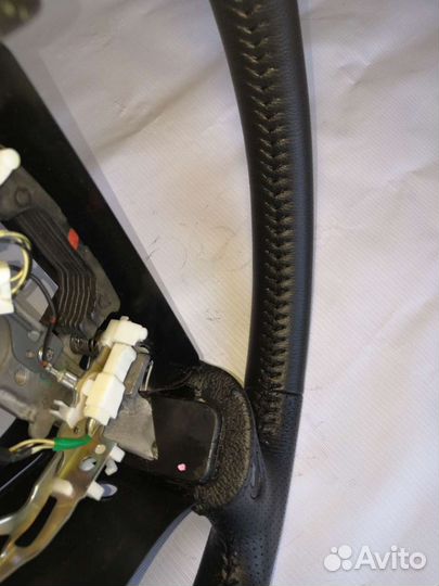 Руль toyota Kluger